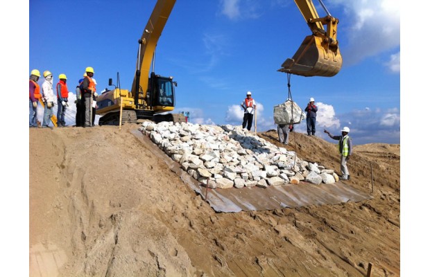T-Bund @ Jurong Island - Nonwoven Geotextile